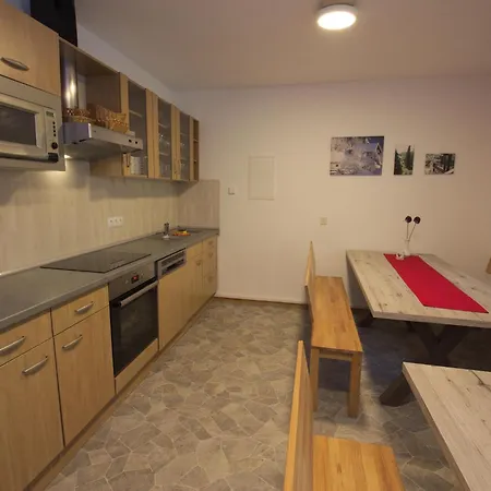 Apartment House Schiefertal, *