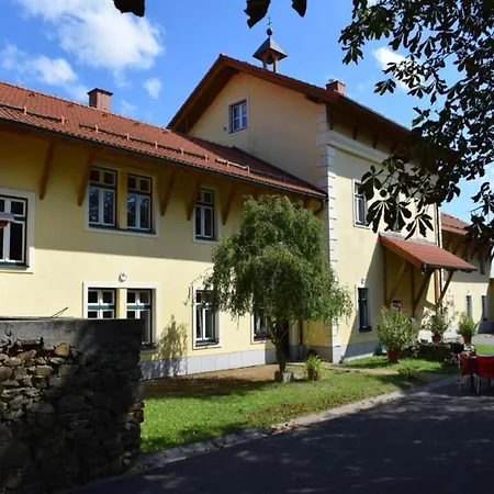 House Schiefertal, Apartment